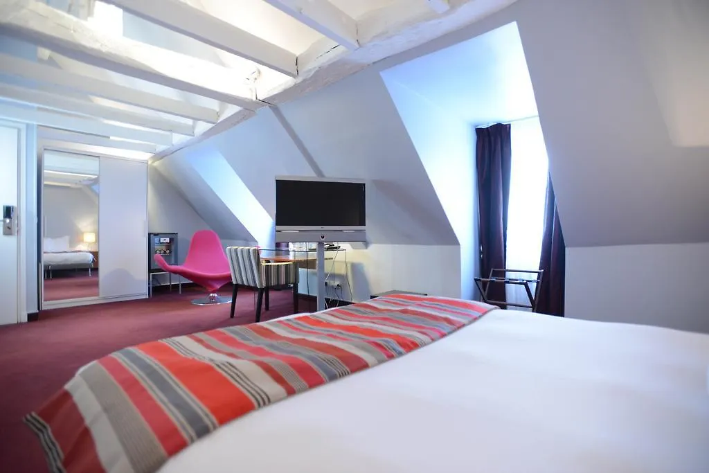 Des Archives Hotell