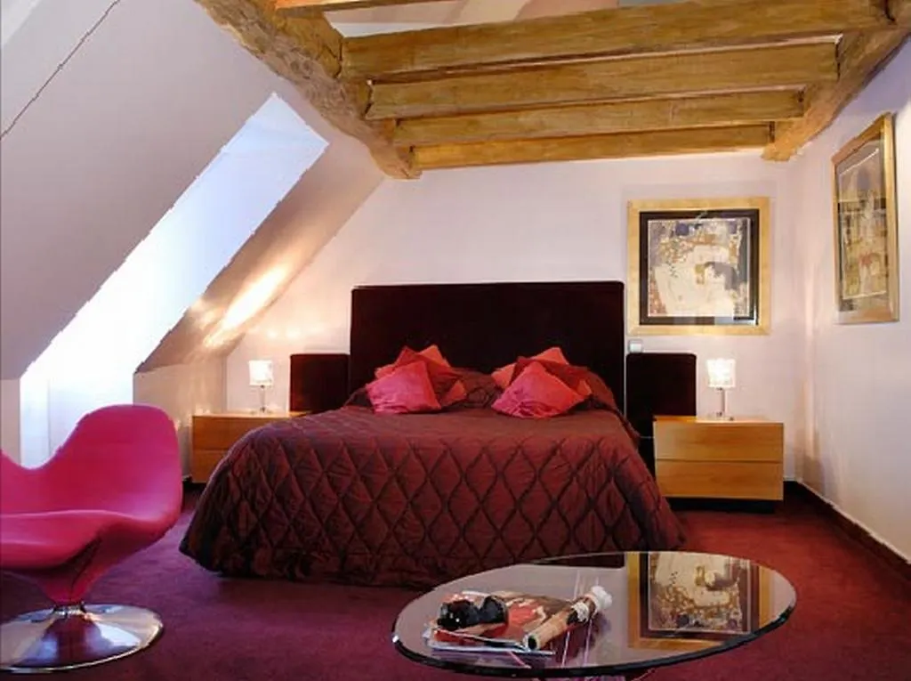 Hotell Des Archives 3*